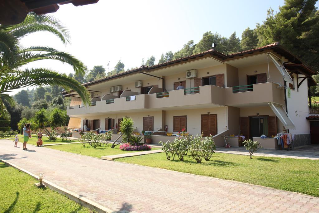 Elena Apartments & Studios Вурвуру Экстерьер фото