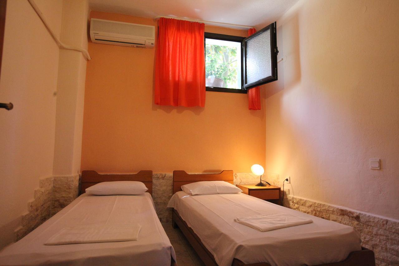 Elena Apartments & Studios Вурвуру Экстерьер фото