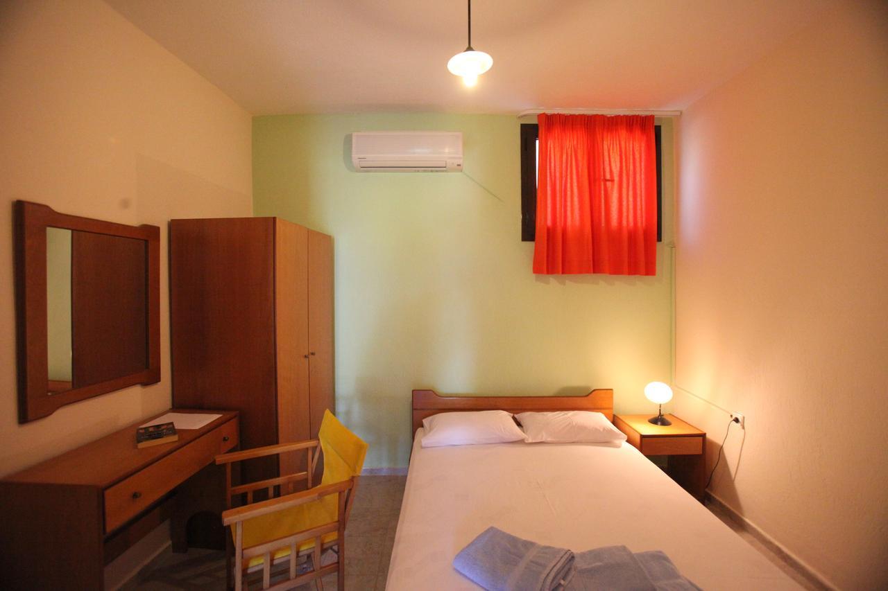 Elena Apartments & Studios Вурвуру Экстерьер фото